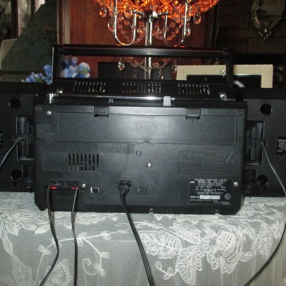 JVC Portable Component System/PC-V77 - Picture 9 of 16